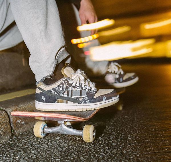 travis scotts x sb dunk low black collective jackboys shoes parachute beige petra brown sneaker 2020 dunk sneakers new shoes
travis scotts x sb dunk low black collective jackboys shoes parachute beige petra brown sneaker 2020 dunk sneakers new shoes
