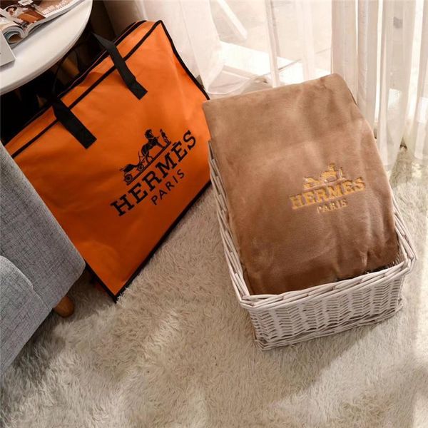 luxury classic style fashion brand khaki blanket cotton embroidery solid color blankets soft home textiles sgipping
luxury classic style fashion brand khaki blanket cotton embroidery solid color blankets soft home textiles sgipping