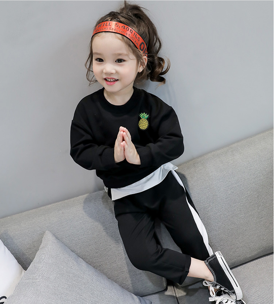 fashion pullover children's clothing sets spring girls cotton long sleeve t shirt + pants black grey, White
fashion pullover children's clothing sets spring girls cotton long sleeve t shirt + pants black grey, White