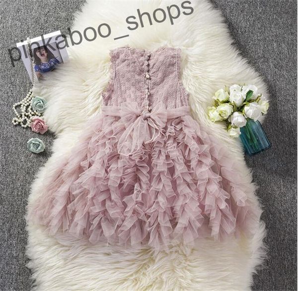 summer kids girls irregular dress sleeveless lace bud children gilrs lovely knee-length ball gown evening gown party dresses 100-140cm ly408, Red;yellow
summer kids girls irregular dress sleeveless lace bud children gilrs lovely knee-length ball gown evening gown party dresses 100-140cm ly408, Red;yellow