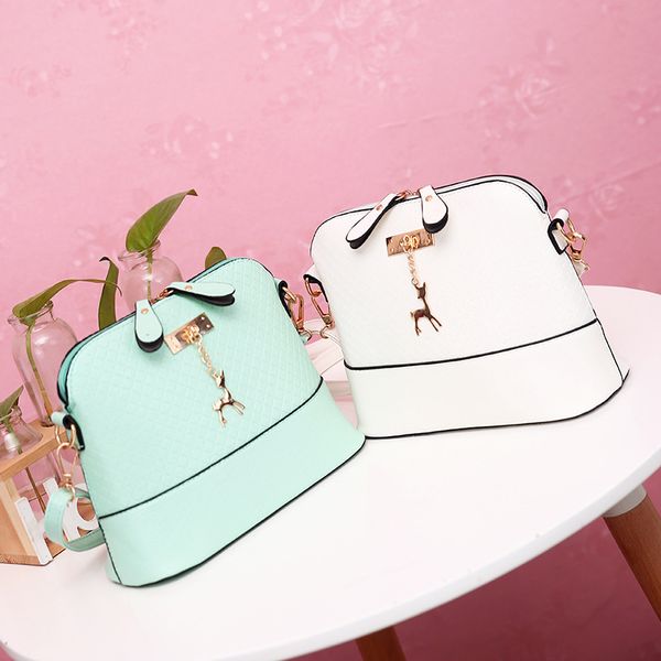 new deer decorative shell retro solid color simple one shoulder exquisite youth temperament fashion messenger bag
new deer decorative shell retro solid color simple one shoulder exquisite youth temperament fashion messenger bag