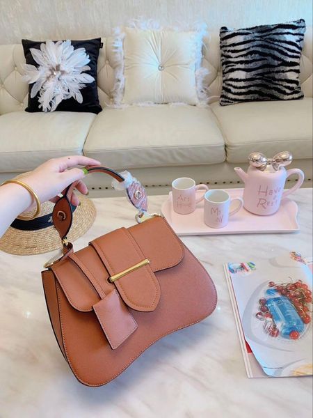 2019 бесплатная доставка новая сумочка горячий европейский шерстяной стиль классический женский наплечная сумка наплечная сумка чистое хорош
2019 бесплатная доставка новая сумочка горячий европейский шерстяной стиль классический женский наплечная сумка наплечная сумка чистое хорош