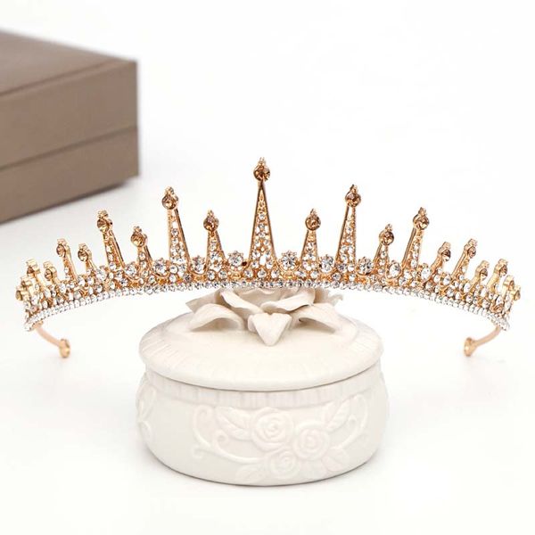 luxury hair ornaments retro handmade crystal wedding bridal tiaras crown women prom wedding hair accessories, Golden;white
luxury hair ornaments retro handmade crystal wedding bridal tiaras crown women prom wedding hair accessories, Golden;white