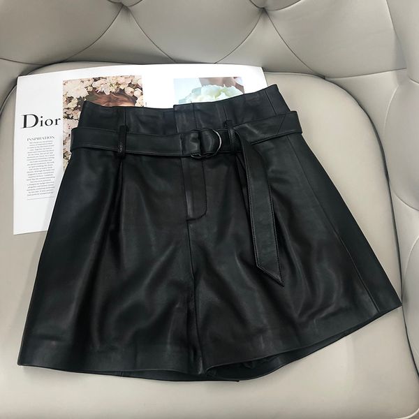 shorts women plus size high waist genuine leather shorts with belt 2020 new fashion short pants women casual pantalones cortos, White;black
shorts women plus size high waist genuine leather shorts with belt 2020 new fashion short pants women casual pantalones cortos, White;black