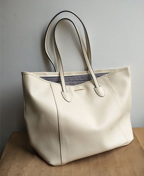 знаменитости марка big bag для женщин 2020 новый shopper bag tote белый большой емкости кожа pu повседневные сумки хобо дамы sling сумка t20
знаменитости марка big bag для женщин 2020 новый shopper bag tote белый большой емкости кожа pu повседневные сумки хобо дамы sling сумка t20
