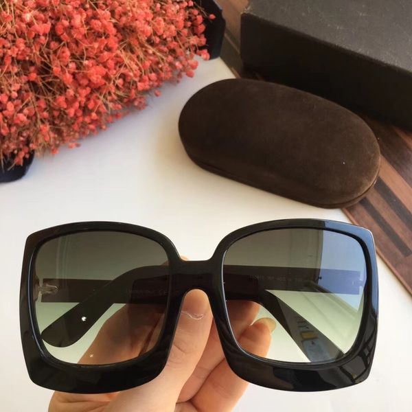 new fashion women sunglasses 0617 men sunglasses simple and generous men sun glasses outdoor uv400 protection eyewear with case, White;black
new fashion women sunglasses 0617 men sunglasses simple and generous men sun glasses outdoor uv400 protection eyewear with case, White;black