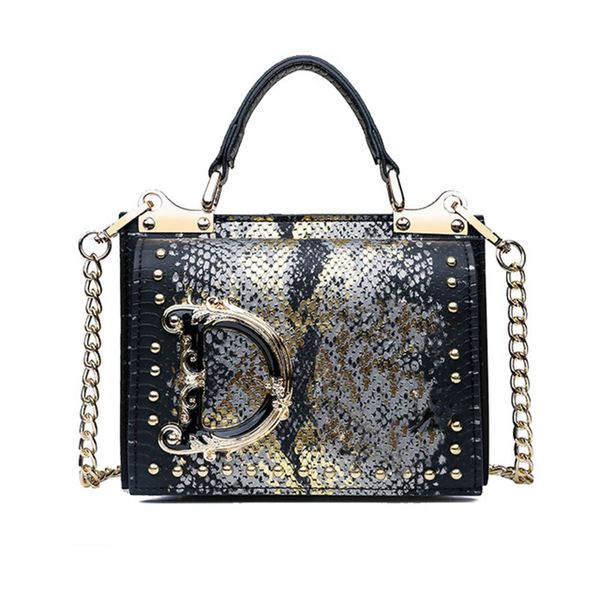 fashion small square bag for women 2019 autumn and winter new popular snake pattern chain handbag letter should bags bolso mujer
fashion small square bag for women 2019 autumn and winter new popular snake pattern chain handbag letter should bags bolso mujer