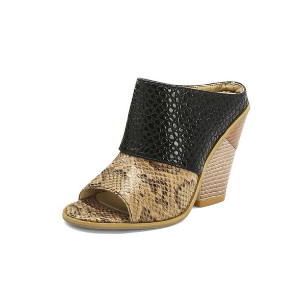 2020 spring and summer new snakeskin pattern color matching fish mouth exposed with thick high-heeled roman women sandals, Black
2020 spring and summer new snakeskin pattern color matching fish mouth exposed with thick high-heeled roman women sandals, Black