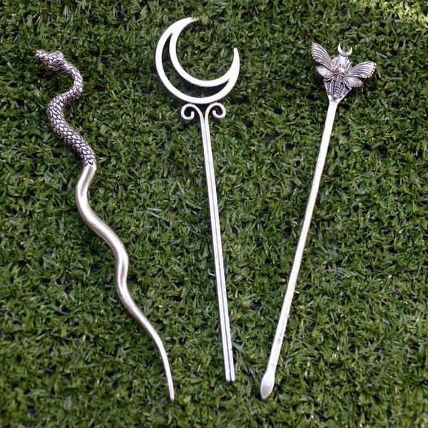 vintage silver animal hair sticks snake crescent moon skull dead head butterfly hairpin witch jewelry party hair accessories, Golden;white
vintage silver animal hair sticks snake crescent moon skull dead head butterfly hairpin witch jewelry party hair accessories, Golden;white