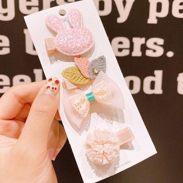 3/4pcs/lot lovely hair clips headband kids hair accessories girls cute cartoon stars leaves crown pompon hairpins children, Slivery;white
3/4pcs/lot lovely hair clips headband kids hair accessories girls cute cartoon stars leaves crown pompon hairpins children, Slivery;white