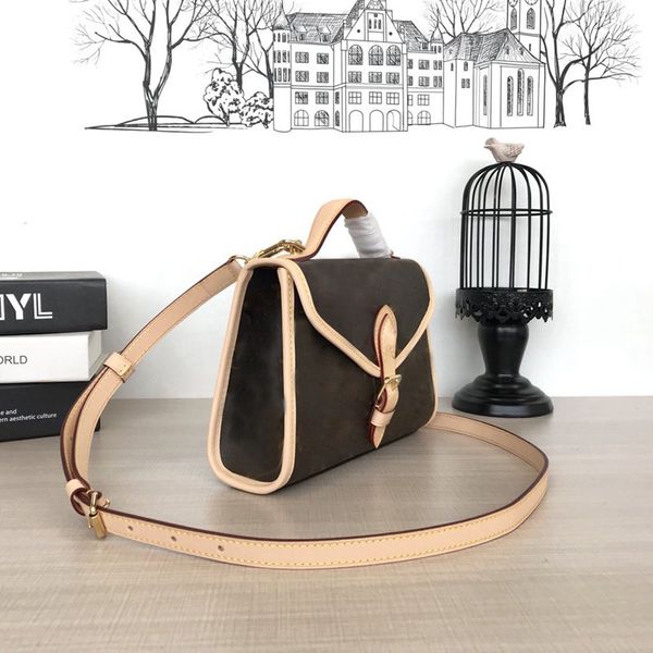 luxury bags m44919 old flower buckle kelly women handbags handles shoulder bags designer crossbody bag kelly messenger bag
luxury bags m44919 old flower buckle kelly women handbags handles shoulder bags designer crossbody bag kelly messenger bag
