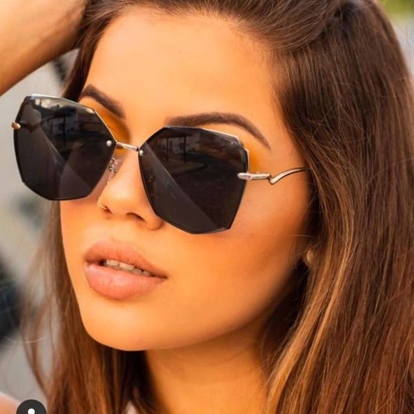 qpeclou 2020 fashion cat eye sunglasses women brand polygon rimless sun glasses female vintage metal frameless shades, White;black
qpeclou 2020 fashion cat eye sunglasses women brand polygon rimless sun glasses female vintage metal frameless shades, White;black