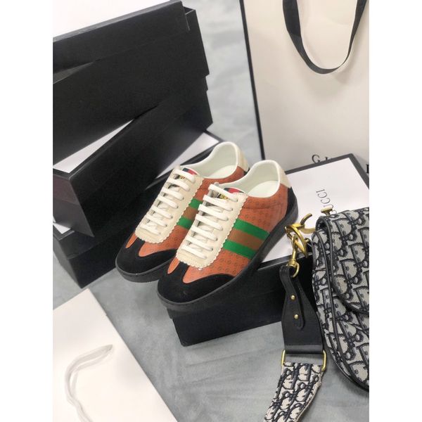2020 new ad couple sports shoes luxury design daily casual sports shoes outdoor sports
2020 new ad couple sports shoes luxury design daily casual sports shoes outdoor sports