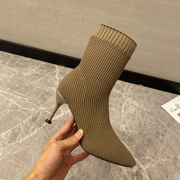 boots women new 2019 brand women's shoes booties ladies clogs platform lace up winter footwear fashion high heel rubber autumn, Black
boots women new 2019 brand women's shoes booties ladies clogs platform lace up winter footwear fashion high heel rubber autumn, Black