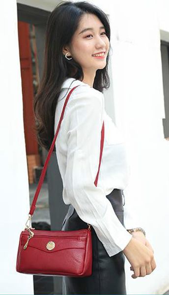 designer women new fashion luxury shoulder handbag casual trendy small square bag designer coin decoration crossbody bag 2020in stock
designer women new fashion luxury shoulder handbag casual trendy small square bag designer coin decoration crossbody bag 2020in stock