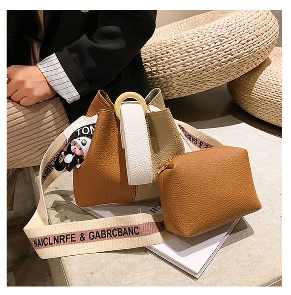 effen kleur emmer tassen вур vrouwen 2019 luxe kwaliteit handtassen mode dame schouder crossbody сумка handtas
effen kleur emmer tassen вур vrouwen 2019 luxe kwaliteit handtassen mode dame schouder crossbody сумка handtas