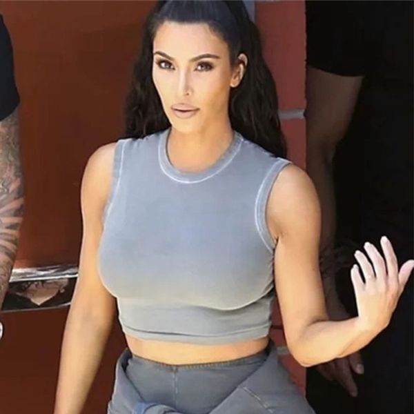 streetwear solid work out vest women clothes 2020 summer sleeveless o neck slim fitness short tank female causal ropa mujer, White 
streetwear solid work out vest women clothes 2020 summer sleeveless o neck slim fitness short tank female causal ropa mujer, White