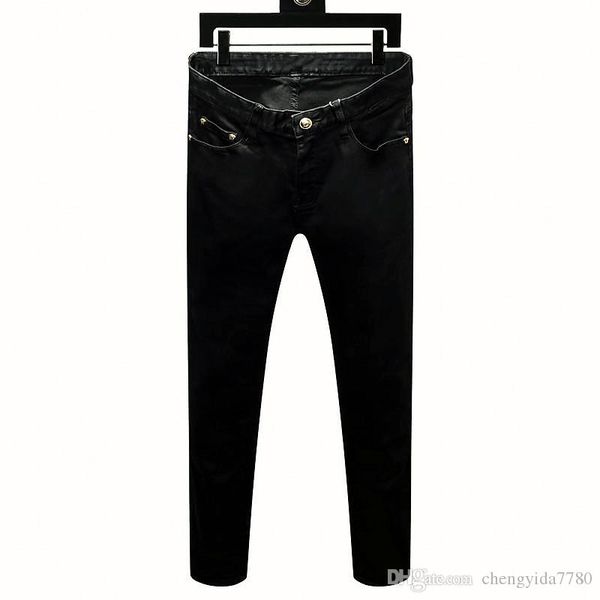 2020 мода новые мужские джинсы прохладные мужские проблемные рваные джинсы модный дизайнер прямые мотоциклетные байкерские джинсы причинно-с, Blue
2020 мода новые мужские джинсы прохладные мужские проблемные рваные джинсы модный дизайнер прямые мотоциклетные байкерские джинсы причинно-с, Blue