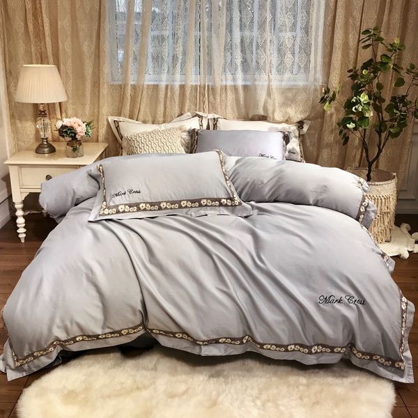 bedding set 4pcs fashionable lace quilt cover 100%cotton 1.8m bed sheet northern europe style wedding home textile
bedding set 4pcs fashionable lace quilt cover 100%cotton 1.8m bed sheet northern europe style wedding home textile