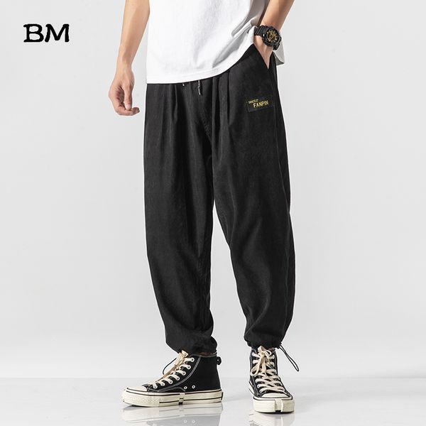 2020 streetwear fashion casual trousers loose plus size pants 5xl hip hop joggers men summer thin sweatpants black harem pants
2020 streetwear fashion casual trousers loose plus size pants 5xl hip hop joggers men summer thin sweatpants black harem pants