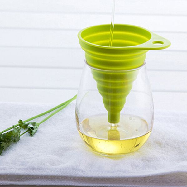 new arrival mini silicone gel foldable collapsible style funnel hopper practical kitchen tool
new arrival mini silicone gel foldable collapsible style funnel hopper practical kitchen tool