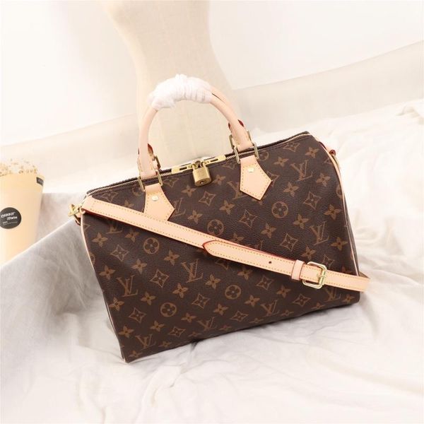 2019 luxury oxidize cowhide peedy 20 25 30 35cm ell fa hion bag women bag houlder bag lady tote handbag bag
2019 luxury oxidize cowhide peedy 20 25 30 35cm ell fa hion bag women bag houlder bag lady tote handbag bag