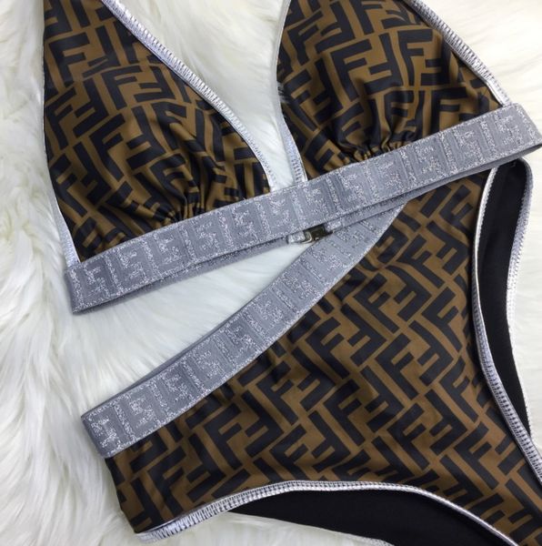 новый сексуальный brandswimsuit designerbikinis женщины бикини костюмы наборы люкс две части one piece купальники laced пляж для купания qs1
новый сексуальный brandswimsuit designerbikinis женщины бикини костюмы наборы люкс две части one piece купальники laced пляж для купания qs1