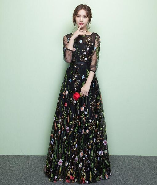 2021 floral embroidery lace mesh dress cheongsam women satin qipao maxi evening dresses elegant exquisite long half sleeve vestidos w663, Black
2021 floral embroidery lace mesh dress cheongsam women satin qipao maxi evening dresses elegant exquisite long half sleeve vestidos w663, Black