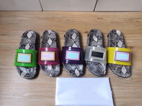 2020 new men's and women's sandals designer shoes slip summer fashion wide flat sandals slippers slippers size 35-46 flower box, Black
2020 new men's and women's sandals designer shoes slip summer fashion wide flat sandals slippers slippers size 35-46 flower box, Black