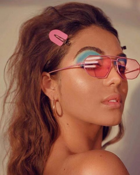 aimisuv 2019 vintage sunglasses women new brand rectangle metal sunglasses for ladies small retro shades eyewear, White;black
aimisuv 2019 vintage sunglasses women new brand rectangle metal sunglasses for ladies small retro shades eyewear, White;black