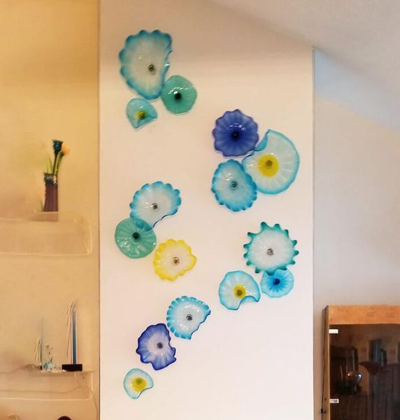 nordic murano flower plate arts lamps blue shade decoration 100% hand blown glass hanging plates wall art with scallop edge
nordic murano flower plate arts lamps blue shade decoration 100% hand blown glass hanging plates wall art with scallop edge
