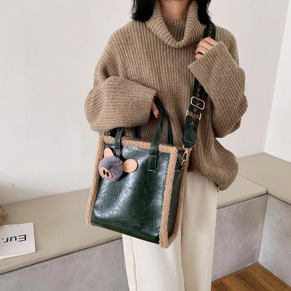 bag women 2020 fashion new fashion messenger bag wide shoulder belt handbag
bag women 2020 fashion new fashion messenger bag wide shoulder belt handbag