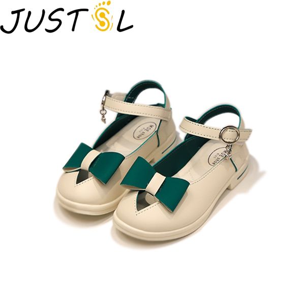 justsl child shoes 2020 spring new soft-soled shoes bow wild little girl princess sandals student kids fashion size 26-30, Black;red
justsl child shoes 2020 spring new soft-soled shoes bow wild little girl princess sandals student kids fashion size 26-30, Black;red