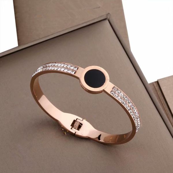 2019 charm designer bracelet double row square drill bracelet women jewelry stainless steel gold bracelet, Black
2019 charm designer bracelet double row square drill bracelet women jewelry stainless steel gold bracelet, Black
