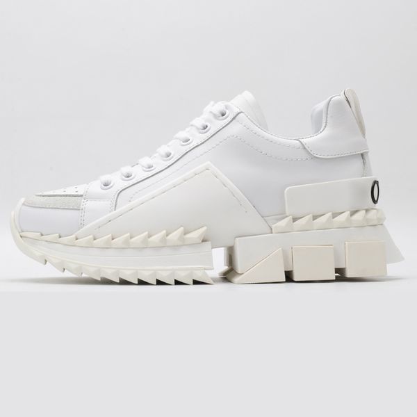 2020 new outdoor men running for men jogging walking sports shoes high-quality lace-up athietic breathable blade sneakers
2020 new outdoor men running for men jogging walking sports shoes high-quality lace-up athietic breathable blade sneakers
