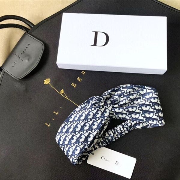 full classic letter hairband fashion cross head band exquisite women hair jewelry party wedding hairband elastic hair bands
full classic letter hairband fashion cross head band exquisite women hair jewelry party wedding hairband elastic hair bands