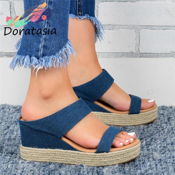 doratasia retro women outdoor straw heel wedges shoes 2020 outdoor design slippers women solid platform slippers, Black
doratasia retro women outdoor straw heel wedges shoes 2020 outdoor design slippers women solid platform slippers, Black
