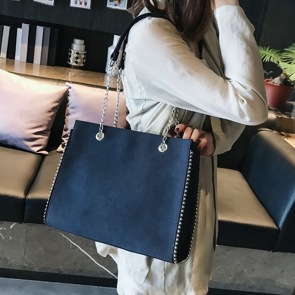 pu leather women's shoulder bag rivet handbags ladies large ladies portable messenger bags