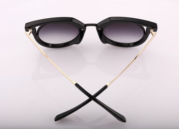 wholesale-sunglasses 78114 alloy frame uv protection lens women fashion cats sun glasses 6 colors famous all over the world sunglasses, White;black 
wholesale-sunglasses 78114 alloy frame uv protection lens women fashion cats sun glasses 6 colors famous all over the world sunglasses, White;black