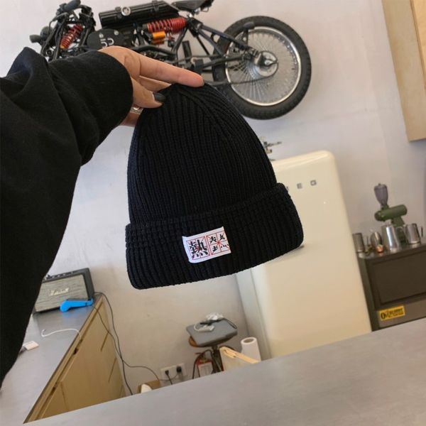 1 pc hat letter casual beanies for men women warm knitted winter hat fashion solid hip-hop beanie cap
1 pc hat letter casual beanies for men women warm knitted winter hat fashion solid hip-hop beanie cap