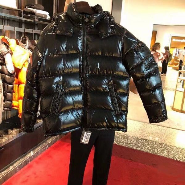 2018 новый официальный новый бренд productt мужчины зимнее пуховое пальто вниз парки с капюшоном мужские 2 цвета классический стиль утолщенн, Black
2018 новый официальный новый бренд productt мужчины зимнее пуховое пальто вниз парки с капюшоном мужские 2 цвета классический стиль утолщенн, Black