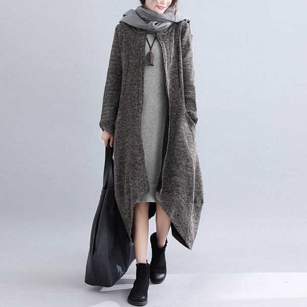 jingrui 2019 winter women's new irregular loose round neck knit wool large size coat, Black
jingrui 2019 winter women's new irregular loose round neck knit wool large size coat, Black