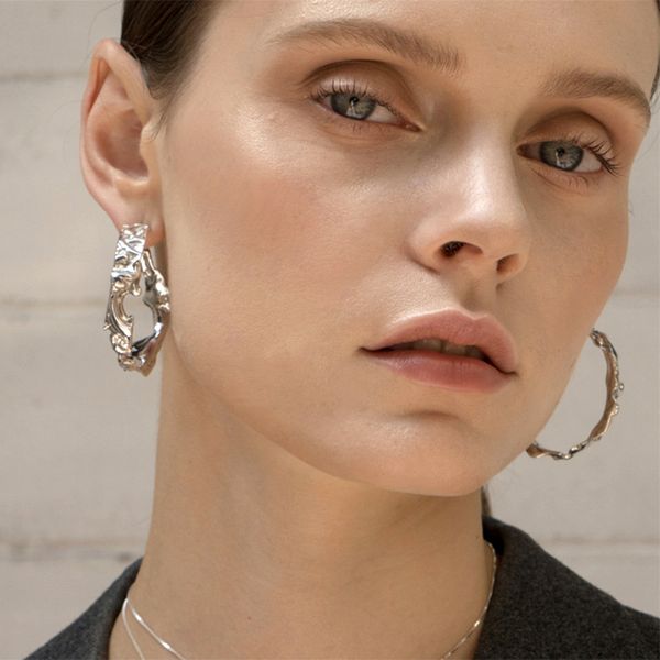 jryfac 2020 new arrival fashion c-shaped earrings for women vintage gold color irregular screwy metal drop dangle earrings gift, Silver
jryfac 2020 new arrival fashion c-shaped earrings for women vintage gold color irregular screwy metal drop dangle earrings gift, Silver