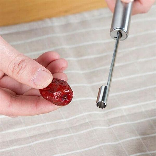 1pcs stainless steel easy twist fruit core seed remover handheld apple corer pitter seeder manual kitchen gadgets tools
1pcs stainless steel easy twist fruit core seed remover handheld apple corer pitter seeder manual kitchen gadgets tools
