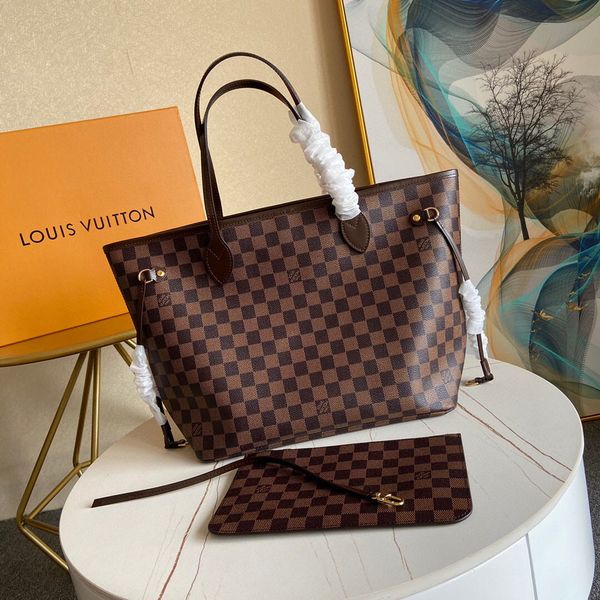 classic lady's shopping bag 7a high-end custom quality handbag fashion style gold metal accessories with non-detachable shoulder strap
classic lady's shopping bag 7a high-end custom quality handbag fashion style gold metal accessories with non-detachable shoulder strap