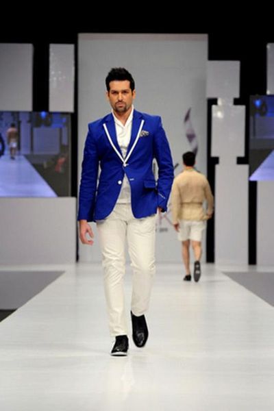 новая мода 2 шт островерхого отворот royal blue men костюм с ivory штанов свадьбой для мужчин mens смокинги костюмы (куртка + брюки + галсту, White;black
новая мода 2 шт островерхого отворот royal blue men костюм с ivory штанов свадьбой для мужчин mens смокинги костюмы (куртка + брюки + галсту, White;black