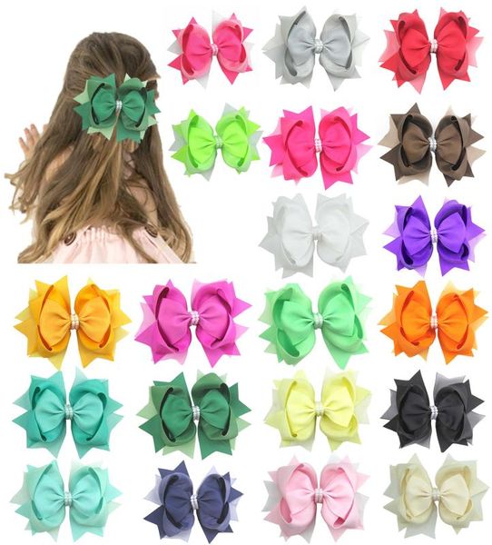 20pcs 4.5-5'' pearl hair bows with grosgrain and organza hair clips boutique girl accessories, Slivery;white
20pcs 4.5-5'' pearl hair bows with grosgrain and organza hair clips boutique girl accessories, Slivery;white