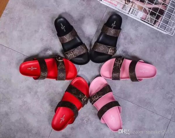 With Box Women Print Patent Leather Brand Bom Dia Mule On-trend Slide Sandal Lady Canvas Letter Anatomic Leather Outsole Designer Slipper
With Box Women Print Patent Leather Brand Bom Dia Mule On-trend Slide Sandal Lady Canvas Letter Anatomic Leather Outsole Designer Slipper