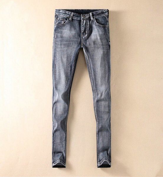 fends mens designer jeans luxury classic trousers vintage letter embroidery logo outdoor casual wild slim fit cowboy pants, Blue
fends mens designer jeans luxury classic trousers vintage letter embroidery logo outdoor casual wild slim fit cowboy pants, Blue