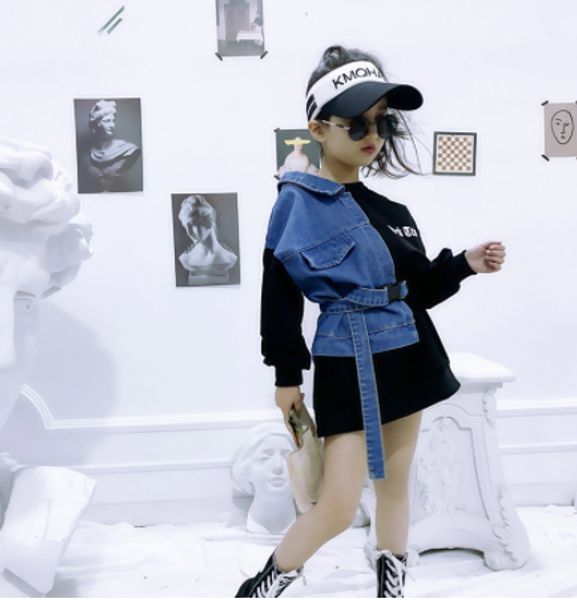 girls' dress 2020 spring new korean children's denim splicing t-shirt personality medium length top, Blue
girls' dress 2020 spring new korean children's denim splicing t-shirt personality medium length top, Blue